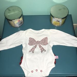 Onesie by Ruffle Butts Sz 0-3M Red Bow and ruffle